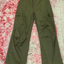 Edikted Zahara Low-Rise Oversized Cargo Pants Photo 2