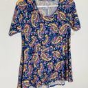 LuLaRoe 🔥🔥 $5 NWT  Paisley Print Flowy Scoop Neck Floral Print Blouse Sz M Photo 3