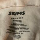 SKIMS Sculpting Mid Thigh Shorts S/M Photo 2