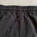 Lululemon Hotty Hot Short 2.5” Photo 2