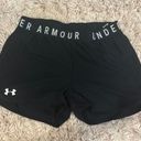 Under Armour Shorts Photo 0