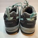 Keen Womens  Saltzman Hiking Shoes Size 11 Photo 3