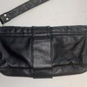 wilson's leather WILSON BLACK LEATHER SHOULDER BAG SILVER BUCKLE IN FRONTONE ZIPPER INSIDE Photo 2