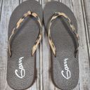 Savvy  Rorie Women's Size 7 Brown/Tan Thin Strap Sandal Flip Flop Thong Photo 5