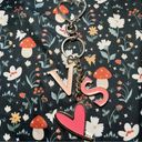 Victoria's Secret  keychain Photo 0