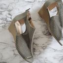 Dress Barn  Sandy wedges size 6 Photo 0