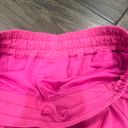 Lululemon Hotty Hot 2.5” Shorts Photo 3