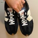 New Balance  327 Photo 0