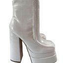 EGO  SQUARE TOE PLATFORM BLOCK HEEL ANKLE BOOT IN CREAM CROC PRINT FAUX LEATHER Photo 0