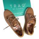 Alegria Traq by  Tan Sneakers women’s size 9 Photo 2