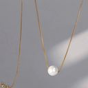 Gold Pearl Necklace Photo 1