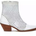 Coconuts by Matisse Coconuts Matisse Golden Hour Western Cowgirl Boots Size 8.5 White Perforated Photo 1