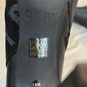 DKNY  Black Point-Toe Ranita Leather K3871334 Ankle Boot Size 7.5 Photo 3