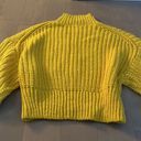 H&M BNWOT h & m yellow cable knit cropped sweater medium Photo 4