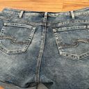 Silver Jeans Silver Elyse women’s distressed jeans shorts Photo 2