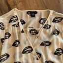 Torrid  Black White  Lip Print Casual  Sheer Top Size 2 2X Blouse Photo 1