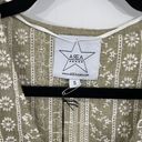 Luna NWT Area Stars  Eyelet Embroidered Crochet V-Neck Top Size SMALL Photo 4