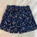 Thread and Supply  Floral Shorts Size M NWOT Photo 0