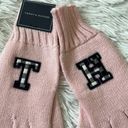 Tommy Hilfiger  Women’s pink Almond blossom Logo embroidered winter gloves Photo 4