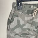 Thread and Supply  pastel camo lyocell drawstring patch pocket mini shorts size S Photo 3