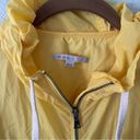 Gap Yellow Zip Up Jacket Rain Resistant Windbreaker Size Medium 100% nylon Photo 1