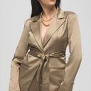 Good American  Fit and Flatter Sateen Blazer Tan Size 4 Cutout Pointed Lapel Photo 0