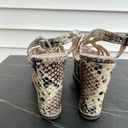 Zigi Soho Women wedge platform sandals snake print Sz 7  Photo 4