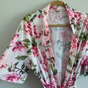 Show Me Your Mumu Pink Floral  Short Sleeve Robe. Photo 2