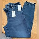 Good American  NWT cigarette jeans, 32” waist, sz 14, 28” inseam Photo 10