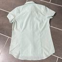 Orvis NWOT  Tech Chambray Short-Sleeved Work Shirt size Small Photo 3