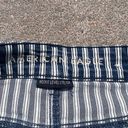 American Eagle AEO blue white railroad stripe next level stretch high rise Shorty jean shorts Photo 2