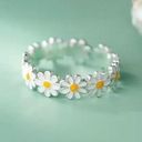 Daisy Adorable Ladies Adjustable  Ring Size 5-9 Photo 0