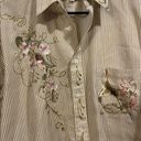 Las Olas Vintage  Gold and White Hummingbird Floral Short Sleeve Button Up Top Photo 3