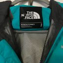 The North Face Women’s Windbreaker Photo 2