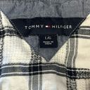 Tommy Hilfiger  Plaid Roll Tab Button Up Shirt Patch Pocket Left Chest Size Large Photo 6