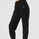 Alo Yoga Alo Accolade Sweatpants Photo 1