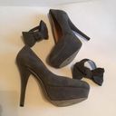 Kelsi Dagger  GREY SUEDE PLATFORM BOW 8M Photo 4