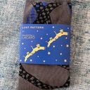 New! Lost Pattern By Shantall Lacayo Gray Blue and Black Socks Photo 0