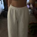 Edikted Sweatpants Photo 1