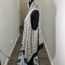 Jessica Simpson  black and white textured vest with fringe size 2X Photo 4