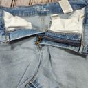 Time & Tru  Light Wash Denim Shorts Mid-Rise Stretch Cotton Waist 30 Sz 10 Photo 2