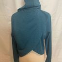 Gymshark  Cropped Workout Yoga Hoodie with Criss Cross Open Back Women's Size L Photo 3