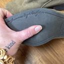 American Eagle  woman’s olive green leather ankle boots 7.5 Photo 4