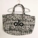 Alo Yoga Grey Tie Dye Shopper Tote Bag One Size Photo 1