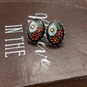 Daisy Vintage 1970s Black White  Red Floral Cabochon Stainless Steel Earrings Photo 9