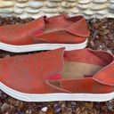 Olukai  Pehuea Lau Paprika Leather Lei Drop in Heel Easy On/Off Slip On 6.5 EUC! Photo 7