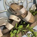 blowfish  Malibu Boutique Sandals Wedges Frosted Champagne Womens 8 Comfy Photo 6