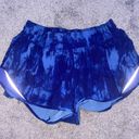 Lululemon Hotty Hot Low-Rise Lined Short 2.5 Photo 1