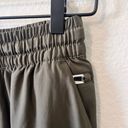 Vuori  Olive Green Joggers Size S Photo 1