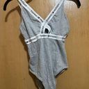 Tommy Hilfiger  x Uo Crisscross Bodysuit - Grey sizes small Photo 0